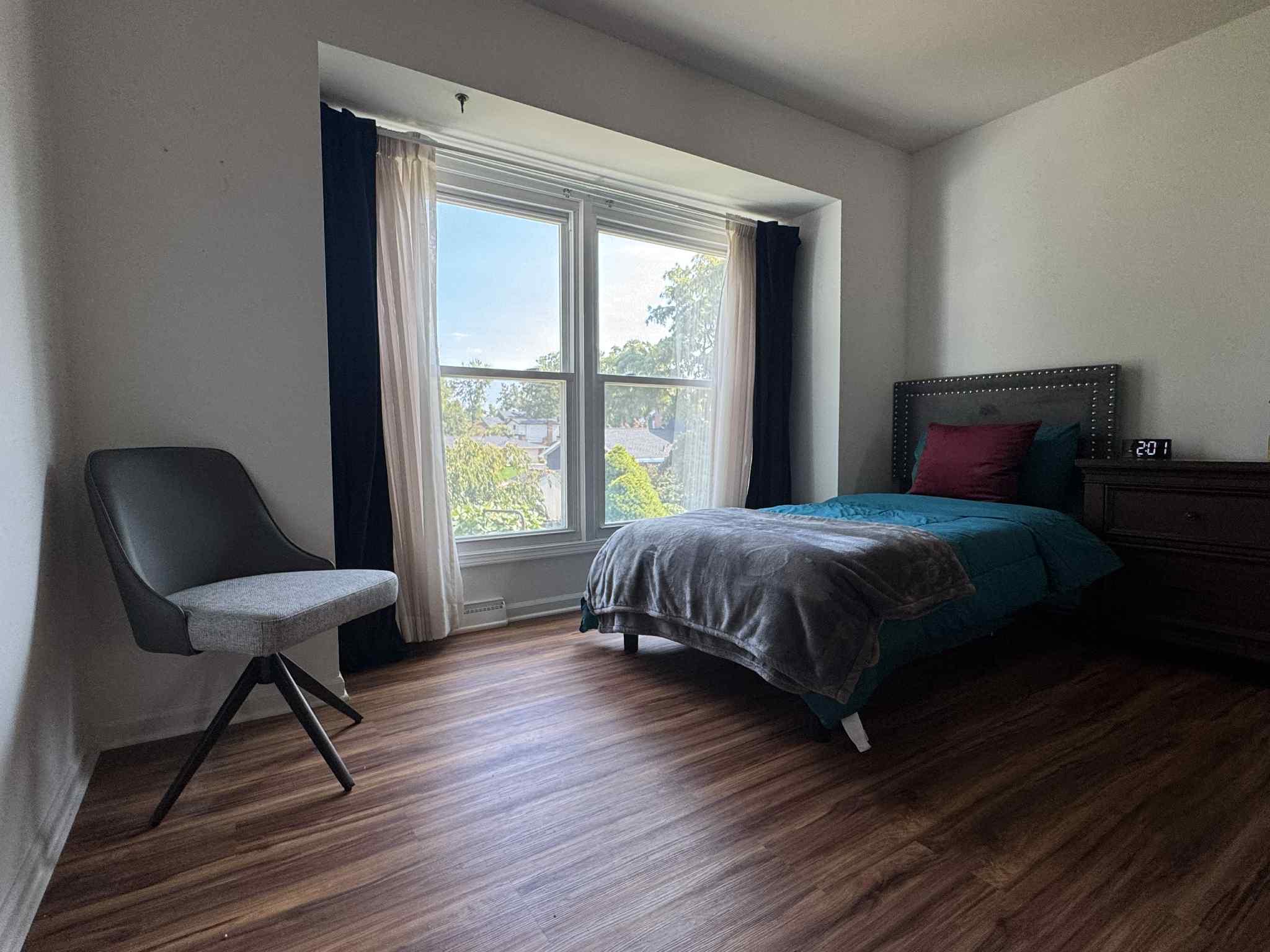 Shared Room